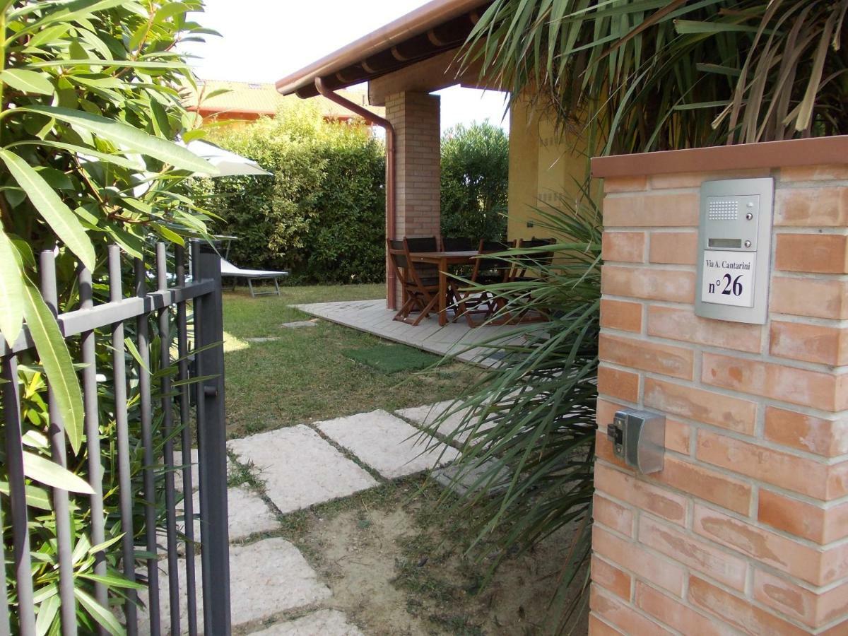 Alessandria Residence Desenzano del Garda Buitenkant foto