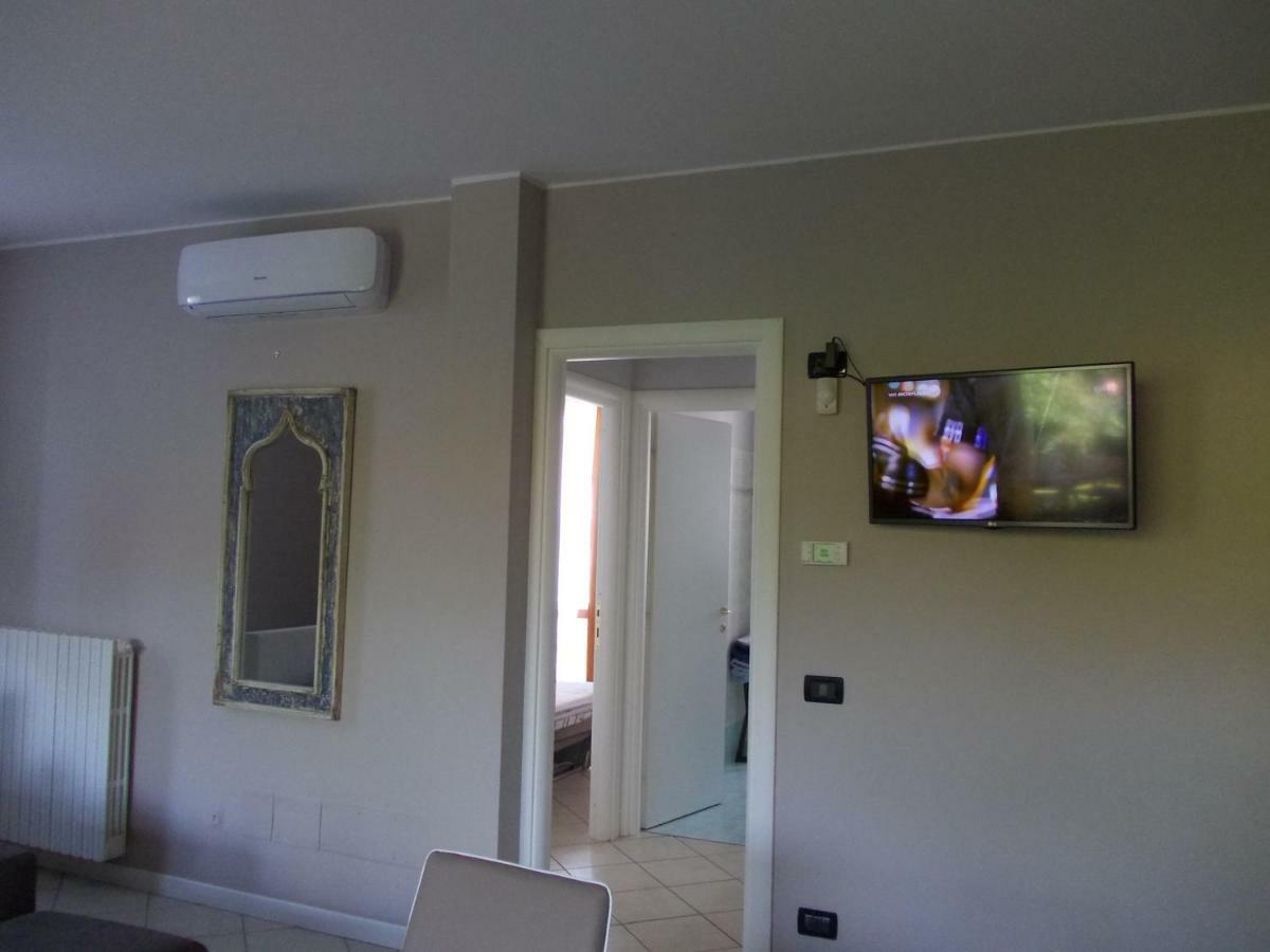 Alessandria Residence Desenzano del Garda Buitenkant foto